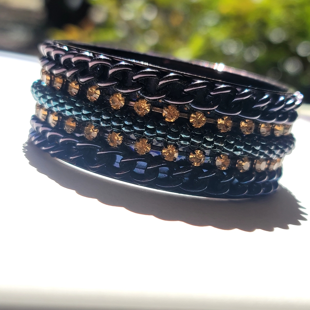 Black and Gold Chain Bracelet